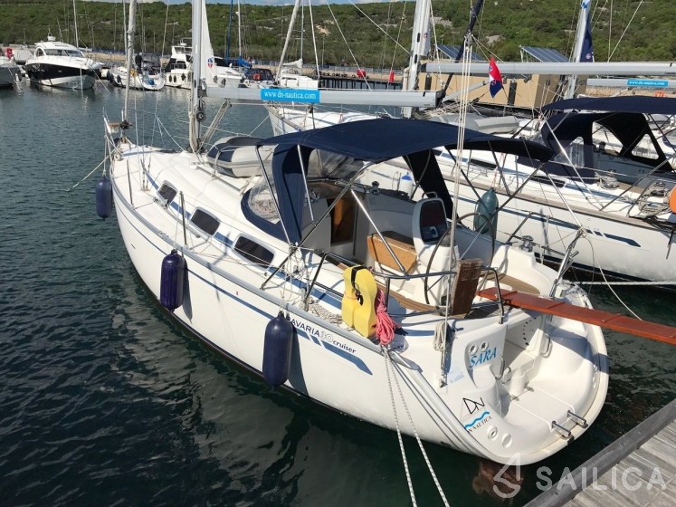 Bavaria 30 Cruiser - Yacht Charter Sailica