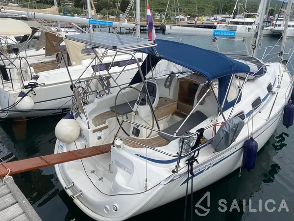 Bavaria 30 Cruiser - Yacht Charter Sailica