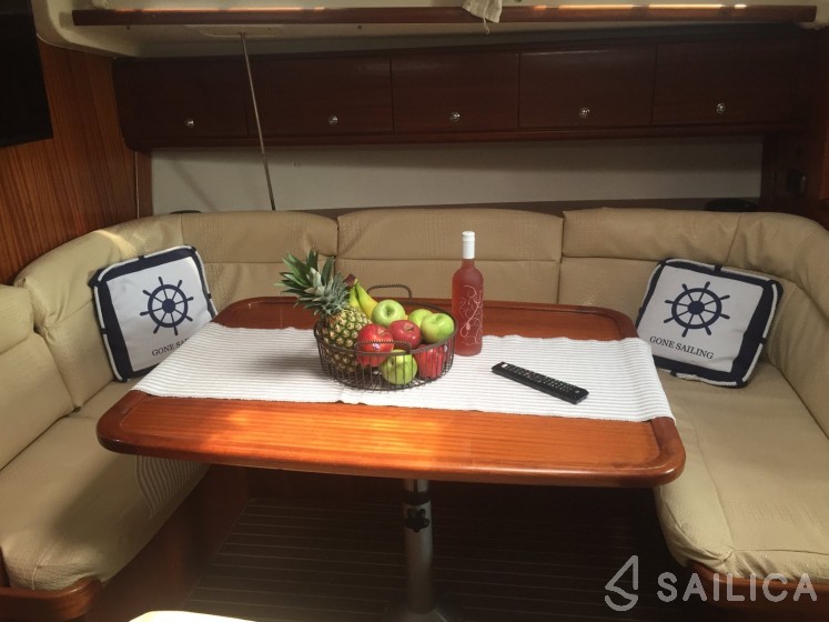 Bavaria 44 - Yacht Charter Sailica