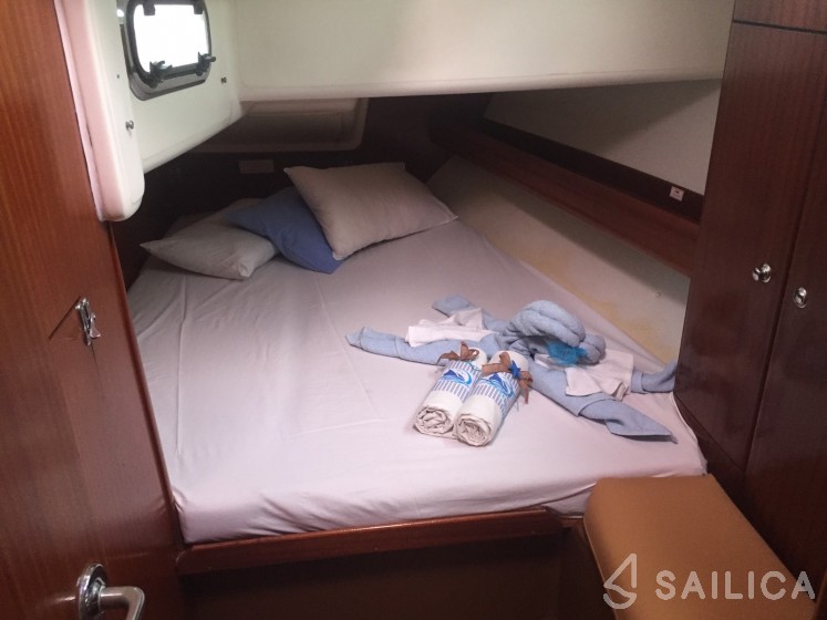 Bavaria 44 - Yacht Charter Sailica