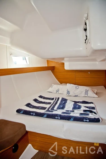 Elan 45 Impression - Yacht Charter Sailica