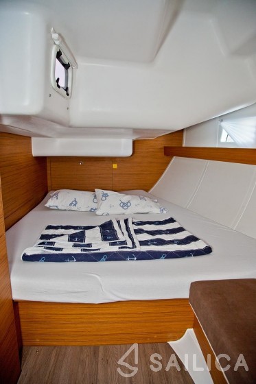 Elan 45 Impression - Yacht Charter Sailica