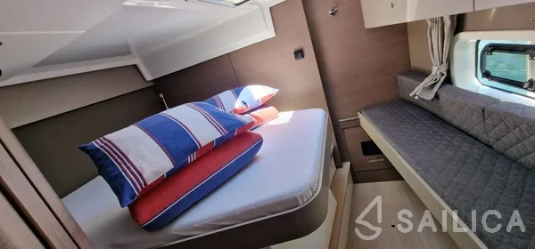 Bali Catspace - Yacht Charter Sailica