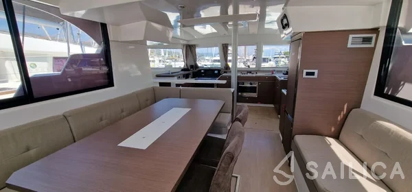 Bali Catspace - Yacht Charter Sailica