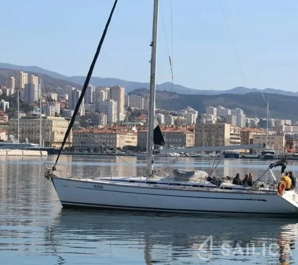 Bavaria 44 - Yacht Charter Sailica