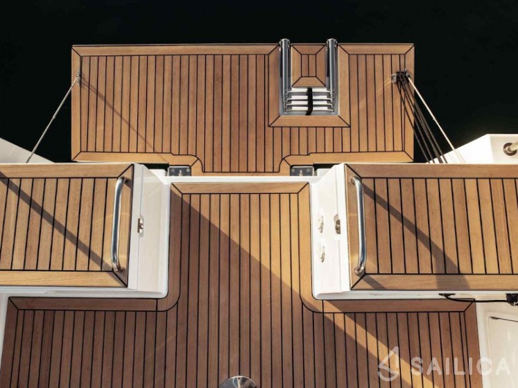 Elan Impression 40.1 - Yacht Charter Sailica