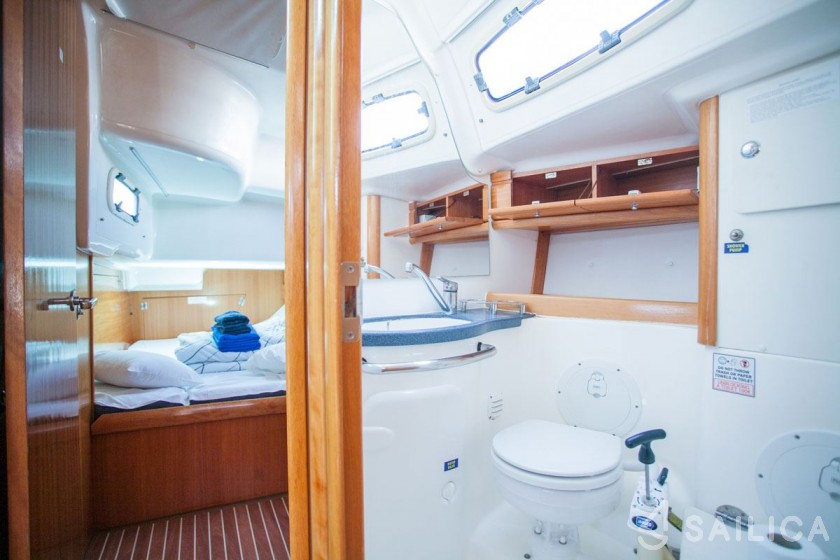 Bavaria 50 Cruiser - Yacht Charter Sailica