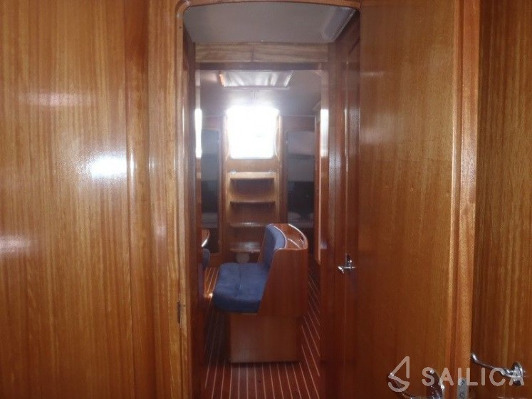 Bavaria 46 Cruiser - Yacht Charter Sailica