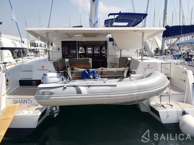 Lucia 40 - Yacht Charter Sailica