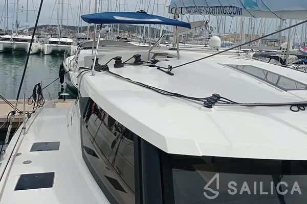 Lucia 40 - Yacht Charter Sailica