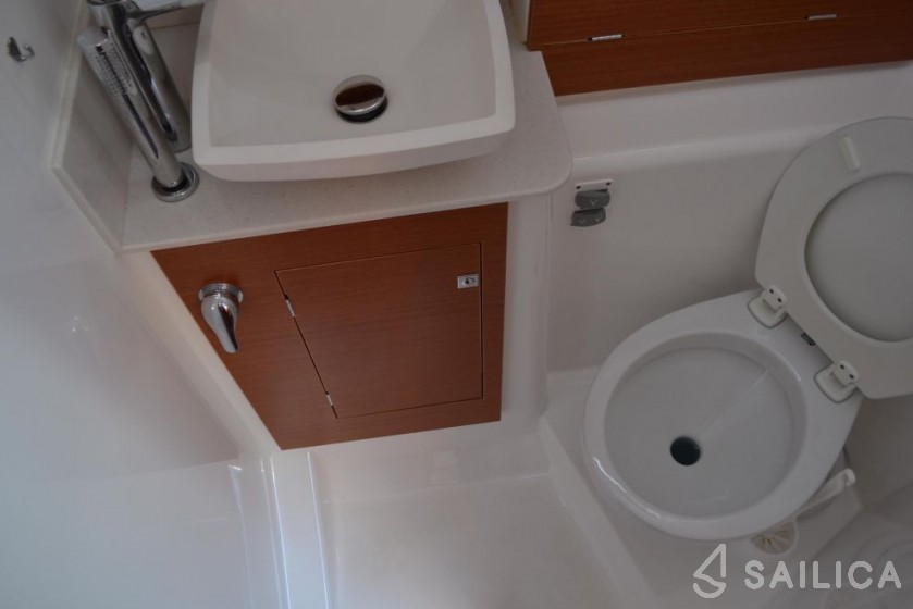 Dufour 460 GL - Yacht Charter Sailica