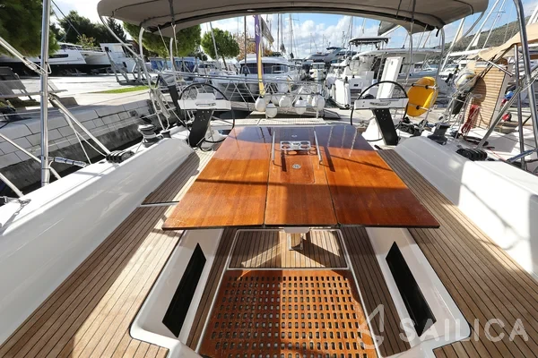 Dufour 530 - Yacht Charter Sailica