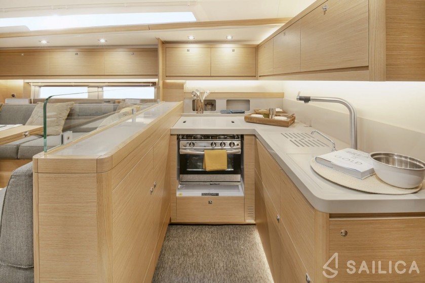 Dufour 530 - Yacht Charter Sailica