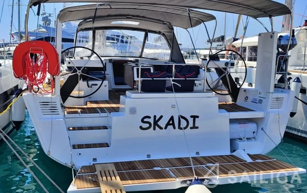 Dufour 530 - Yacht Charter Sailica