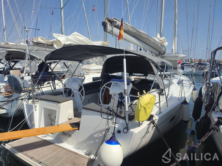 Hanse 458 - Yacht Charter Sailica
