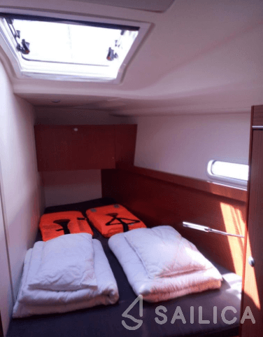 Hanse 458 - Yacht Charter Sailica