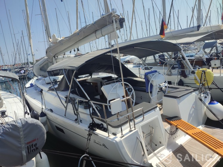Hanse 458 - Yacht Charter Sailica