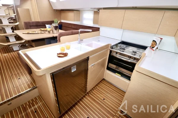 Elan 50 Impression - Yacht Charter Sailica