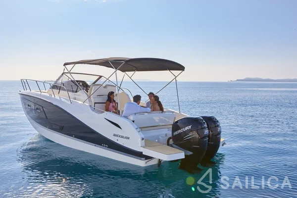 Quicksilver Activ 875 Sundeck - Yacht Charter Sailica