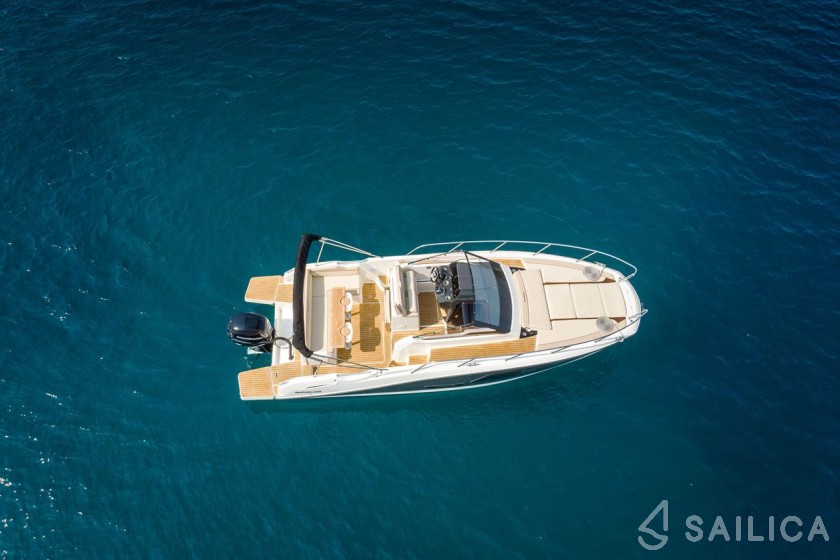 Quicksilver Activ 875 Sundeck - Yacht Charter Sailica