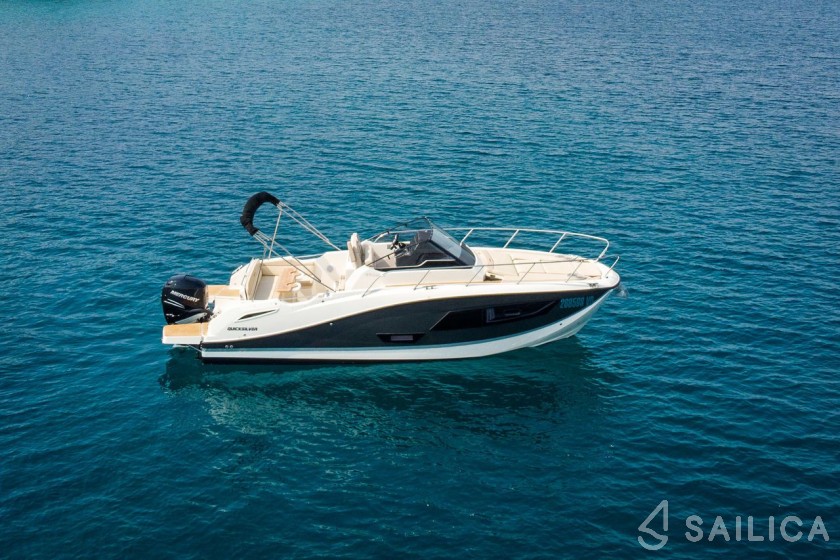 Quicksilver Activ 875 Sundeck - Yacht Charter Sailica