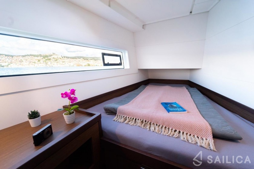 Lagoon 40 - Yacht Charter Sailica