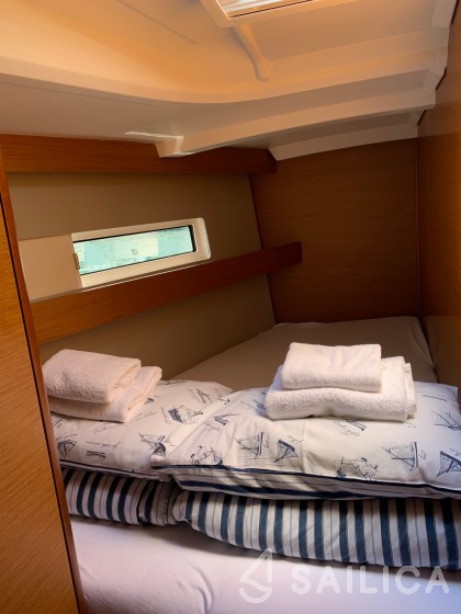 Sun Odyssey 440 - Yacht Charter Sailica