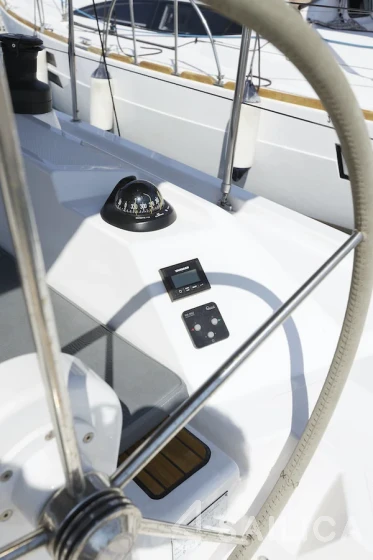 Bavaria C42 - Yacht Charter Sailica