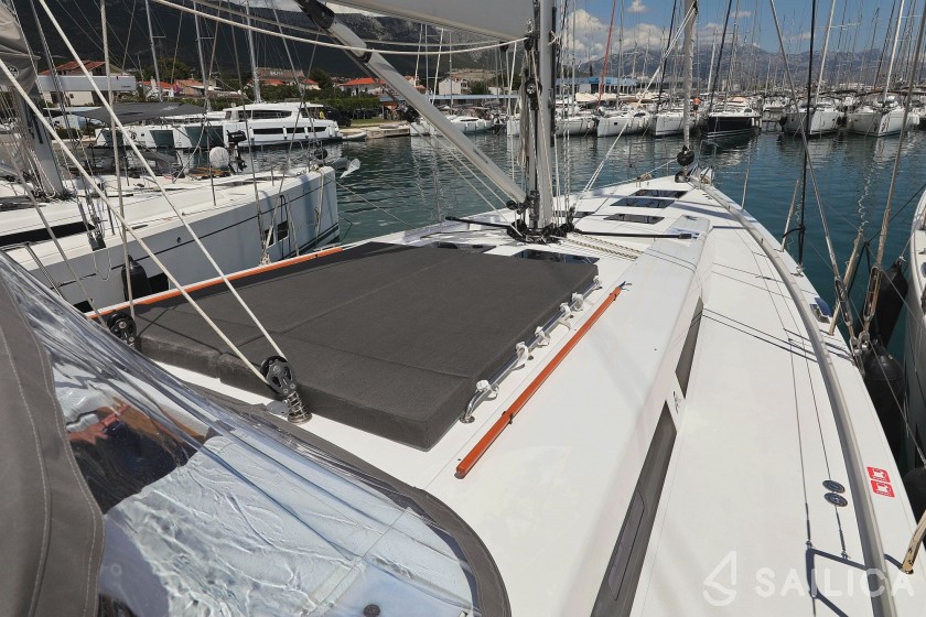 Hanse 548 - Yacht Charter Sailica