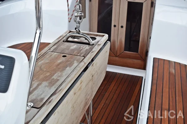 Bavaria 33 Cruiser - Yacht Charter Sailica