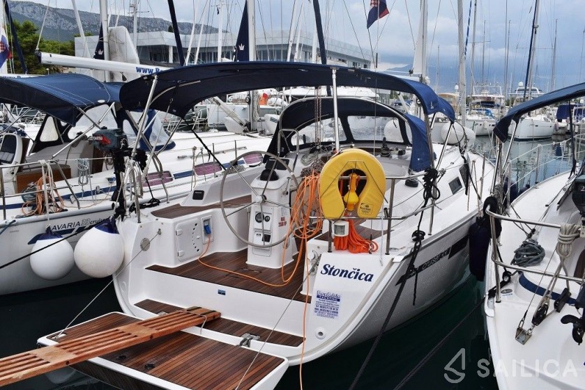 Bavaria 33 Cruiser - Yacht Charter Sailica