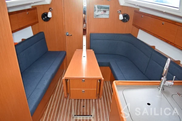 Bavaria 34 Cruiser - Yacht Charter Sailica