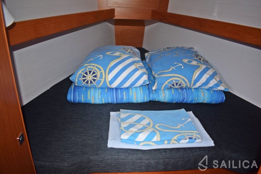 Bavaria 34 Cruiser - Yacht Charter Sailica