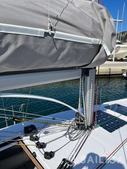 First 27 - Yacht Charter Sailica