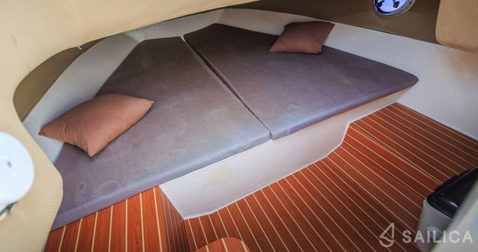Fisher 20 - Yacht Charter Sailica