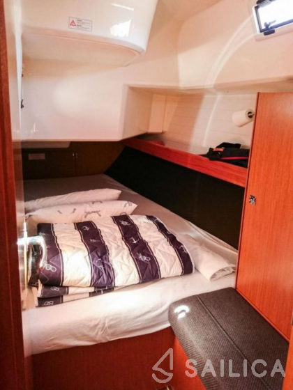 Bavaria 37 Cruiser - Yacht Charter Sailica