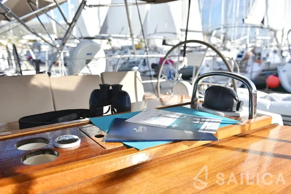 Bavaria 37 Cruiser - Yacht Charter Sailica