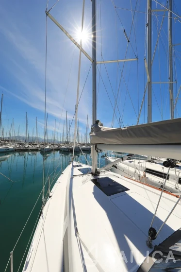 Hanse 388 - Yacht Charter Sailica