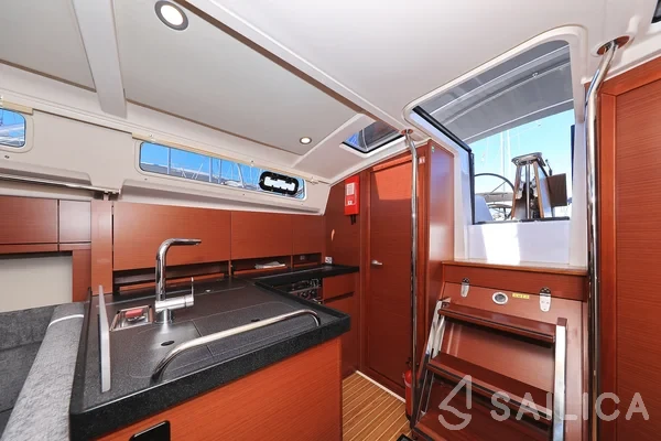 Hanse 388 - Yacht Charter Sailica