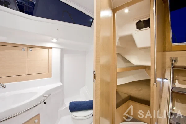Elan 35 Impression - Yacht Charter Sailica