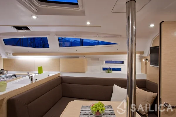 Elan 35 Impression - Yacht Charter Sailica