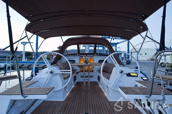 Elan 35 Impression - Yacht Charter Sailica