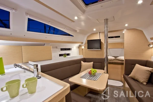 Elan 35 Impression - Yacht Charter Sailica