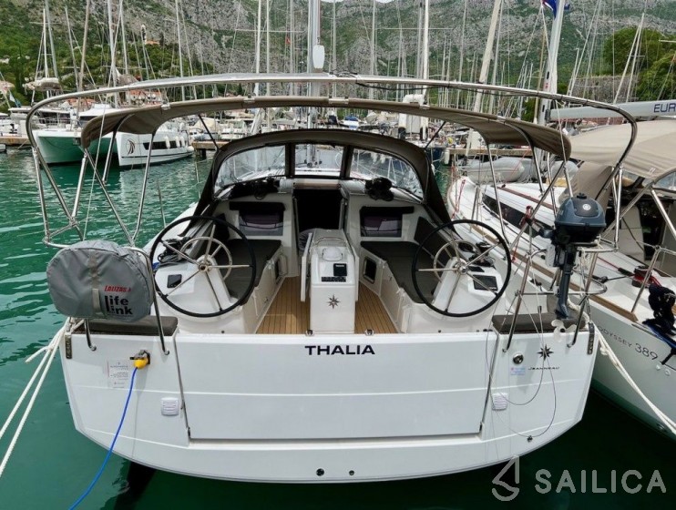 Sun Odyssey 410 - Yacht Charter Sailica