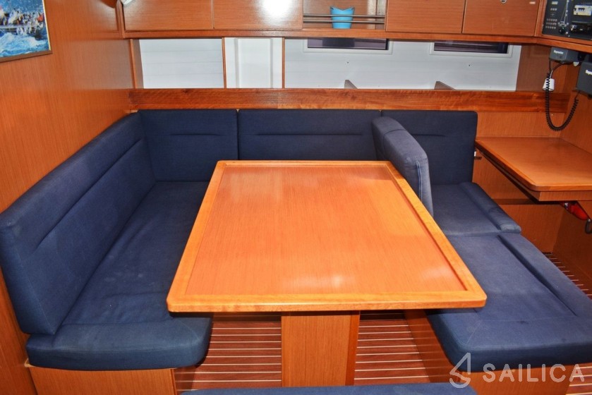 Bavaria 45 Cruiser - Yacht Charter Sailica