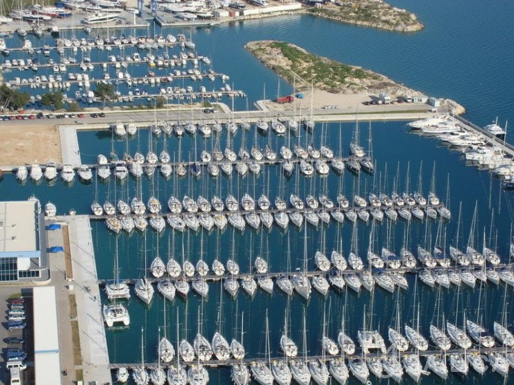 Elan Impression 40.1 - Yacht Charter Sailica