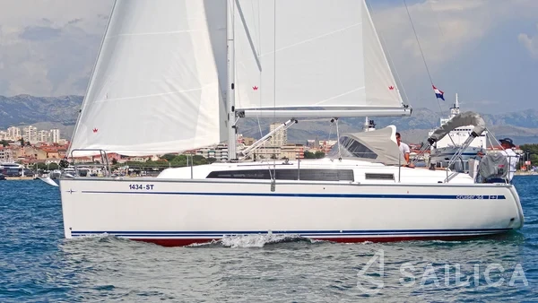 Bavaria 34 Cruiser - Yacht Charter Sailica