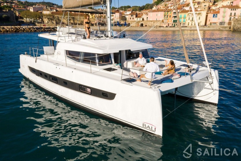 Bali 4.6 - Yacht Charter Sailica