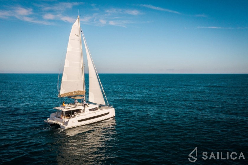 Bali 4.6 - Yacht Charter Sailica