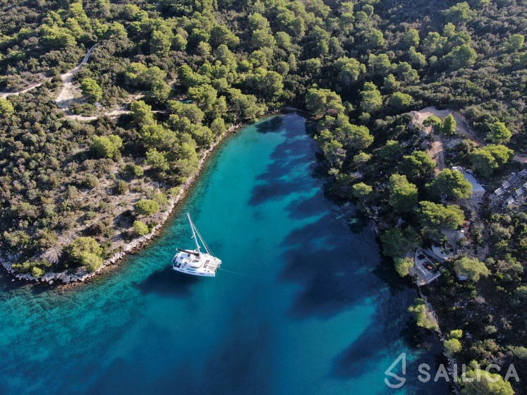 Lagoon 51 - Yacht Charter Sailica